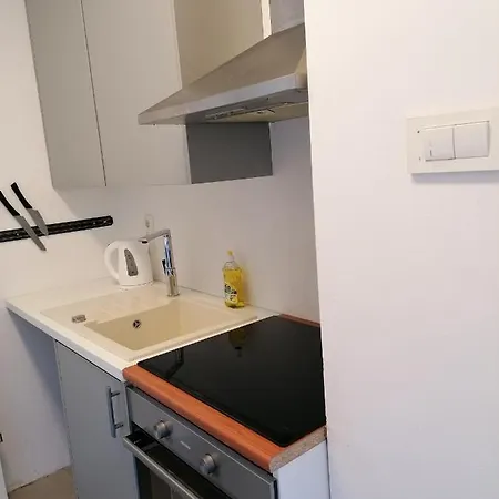 Tina Apartman